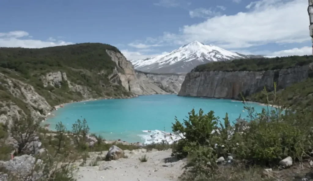 Glacier Huemul
